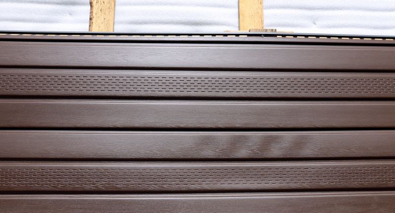 Securing Vinyl Panels